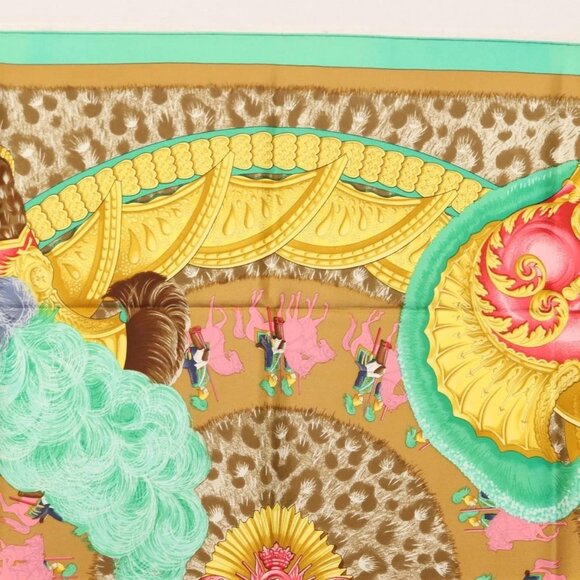 HERMES Carre 90 Scarf ""CASQUES et PLUMETS"" Silk Green Auth sw1609 - Picture 3 of 14